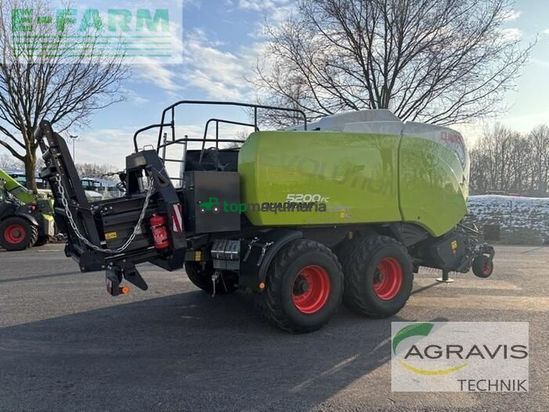 Empacadora gigant - Claas - quadrant 5200 fc ta