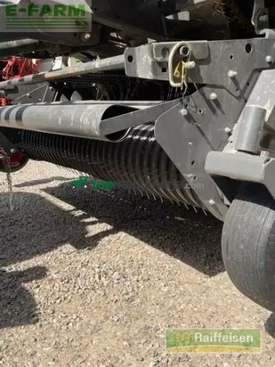 Empacadora gigant - Claas - rollant 520 rc