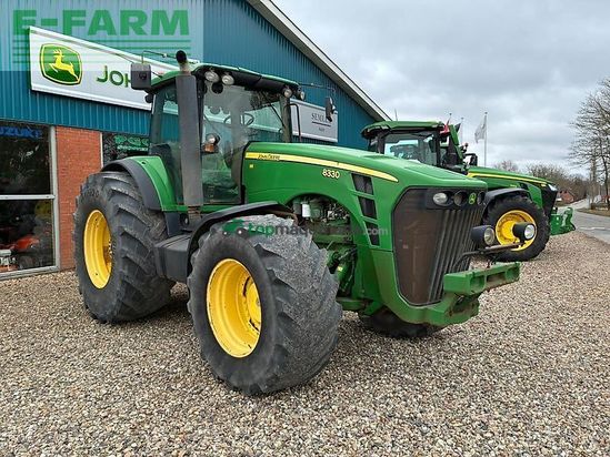 Tractor agrícola - John Deere - 8330