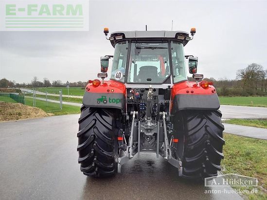 Tractor agrícola - Massey Ferguson - mf 5s.135 dyna-6 mit frontlader