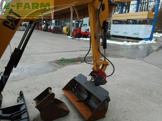 Excavadora - Caterpillar - 301.7d ( 1.977 kg )