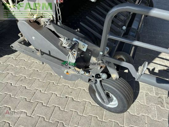 Empacadora gigant - Massey Ferguson - rb 4160 protec