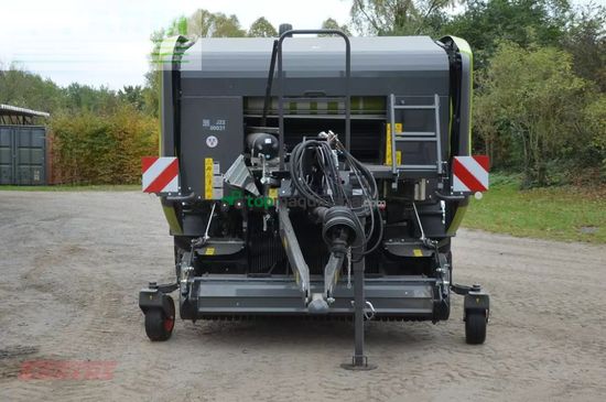 Empacadora gigant - Claas - rollant 630 rc uniwrap
