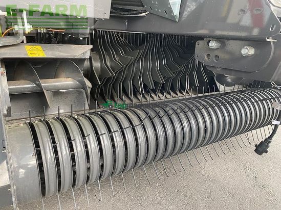 Empacadora gigant - Claas - rollant 520 rc neu - lagermaschine -