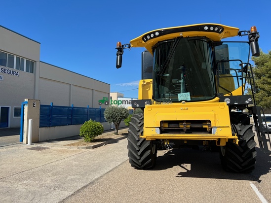 Cosechadora de Cereal - New Holland - CX 5.80 SL