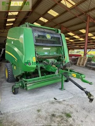 Empacadora gigant - John Deere - 990