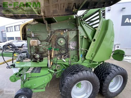 Empacadora gigant - Krone - comprima f155xc