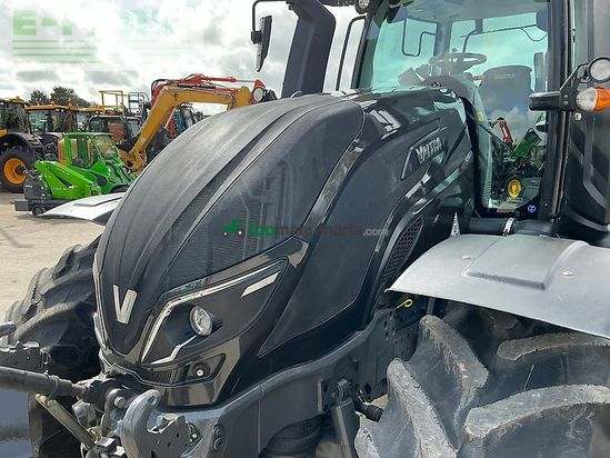 Tractor agrícola - Valtra - t194 versu unlimited (st26337)