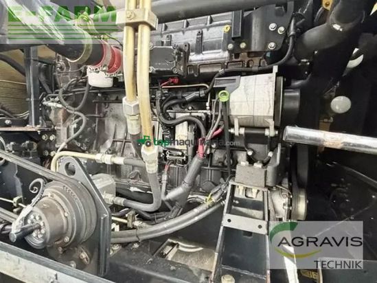 Cosechadora de Cereal - New Holland - fr 9060