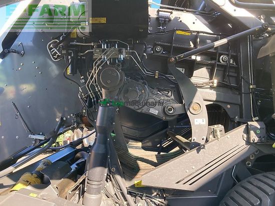 Empacadora gigant - Claas - quadrant 5300 fc tandem