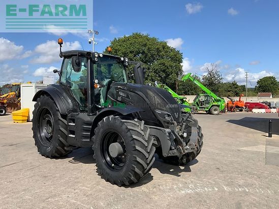 Tractor agrícola - Valtra - t214 versu unlimited tractor (st27245)