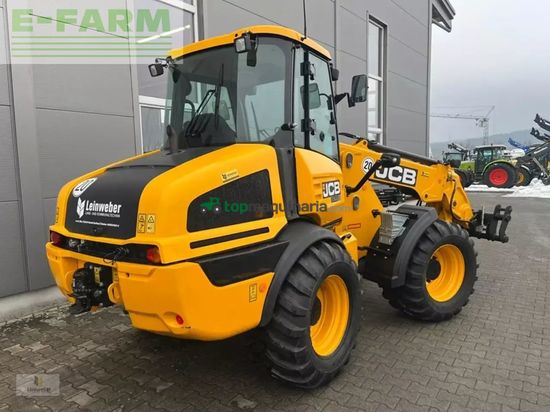 Telescopica - JCB - tm 220 agri