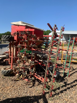 Sembradora KVENERNELAND TS 450