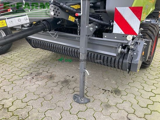 Empacadora gigant - Claas - variant 585 rc pro