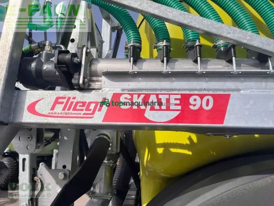 Esparcidor - Fliegl - pfw 9000 poly line einachs