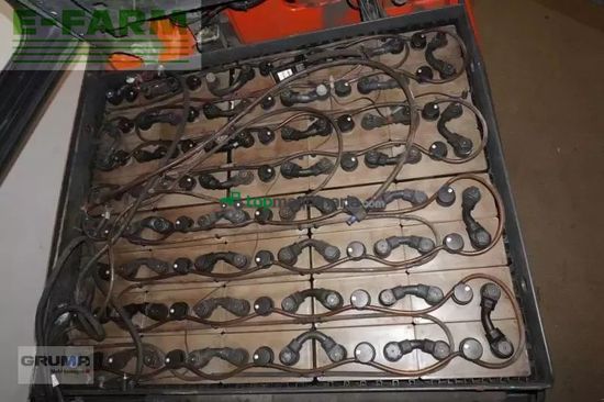 Elevadora - Linde - e 35 hl 387