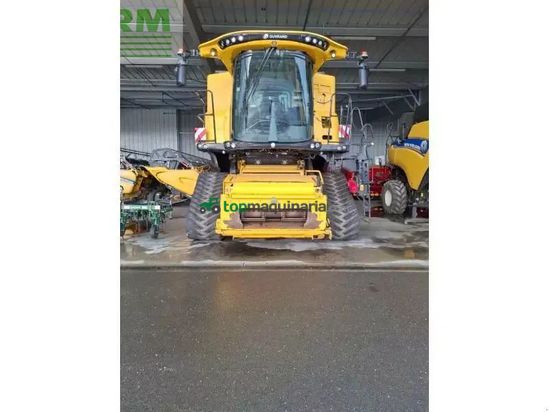 Cosechadora de Cereal - New Holland - cr9-90st