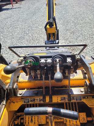 Miniexcavadora Mustang 940