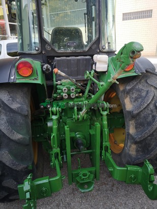 Tractor agrícola - John Deere - 5100 GF con pala