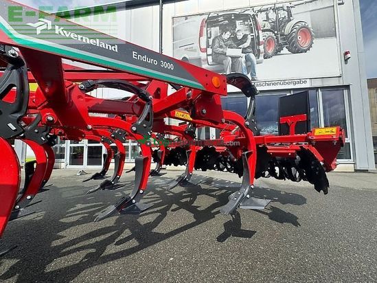 Cultivador - Kverneland - enduro 3000 triflex