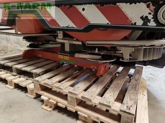 Esparcidor - Kuhn - axis 40.2 m-emc