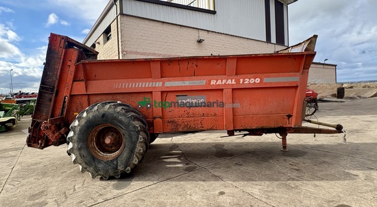 Remolqu esparcidor - rafal 1200