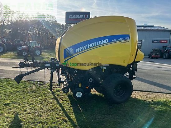 Empacadora gigant - New Holland - roll belt 180 cropcutter