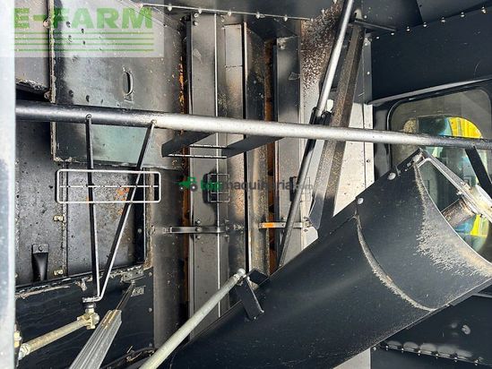 Cosechadora de Cereal - New Holland - cx 8040