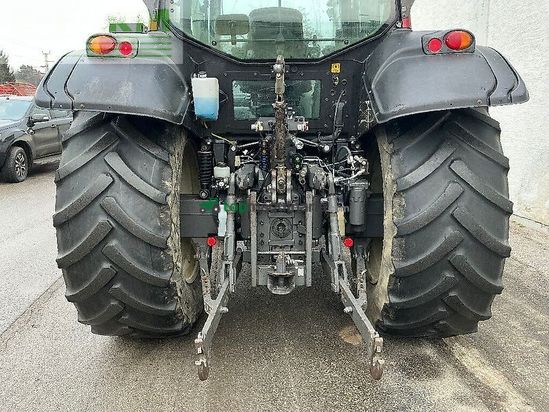 Tractor agrícola - Valtra - n 123
