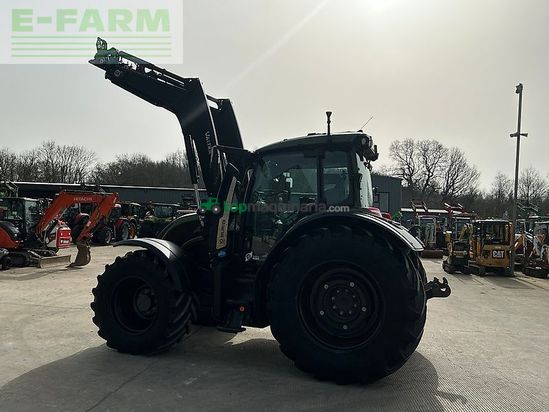 Tractor agrícola - Valtra - n175 versu unlimited tractor (st25906)