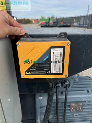Remolqu esparcidor -  - futtermischer - 4,0m³ - elektromotor - vorführer