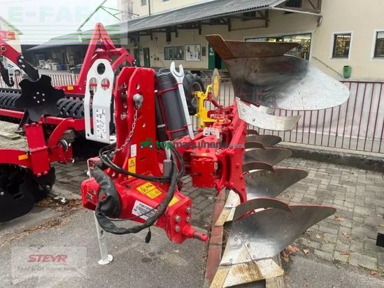 Arado - Pöttinger - servo 3000 plus vierscharig anbaupflug vorführpf