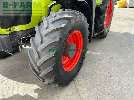 Tractor agrícola - Claas - 650 arion tractor (st26239)