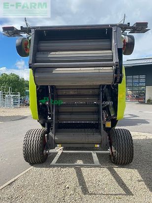 Empacadora gigant - Claas - rollant 520 rc neu - lagermaschine -