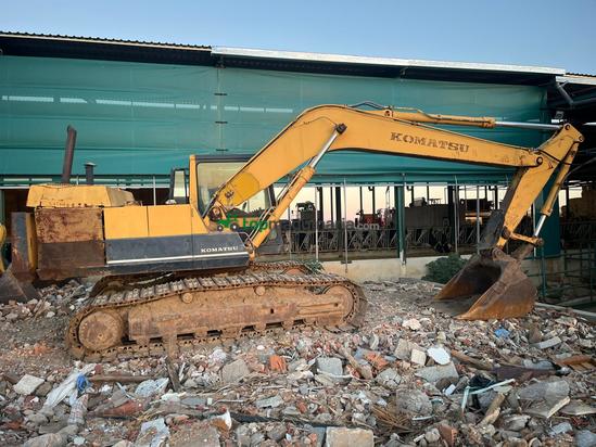 Excavadora  Komatsu PC210