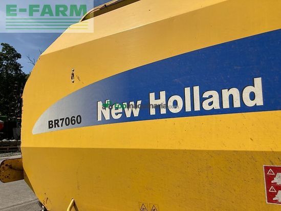 Empacadora gigant - New Holland - br7060