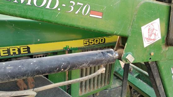 Tractor agrícola - John Deere - 5500