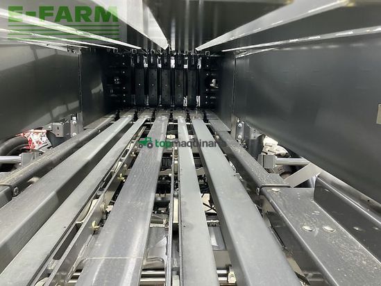 Empacadora gigant - Claas - quadrant 5200 fc evolution