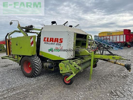 Empacadora gigant - Claas - rollant 255 rc uniwrap