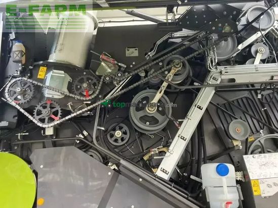 Cosechadora de Cereal - Claas - trion 740 tt mit v 770