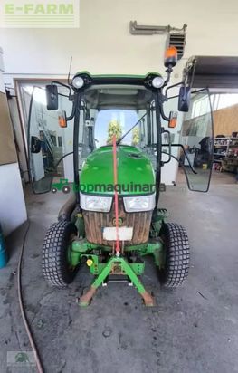 Tractor agrícola - John Deere - 3046r