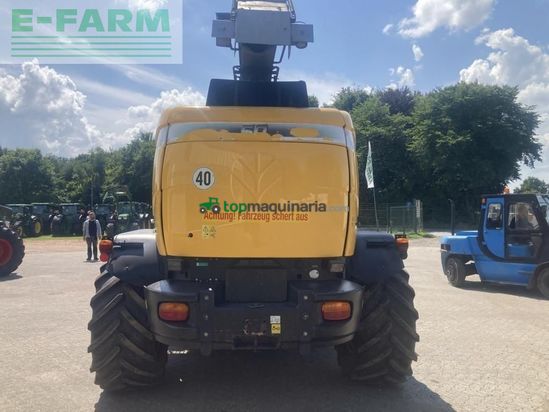 Cosechadora de Cereal - New Holland - fr 9090