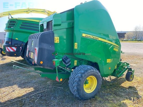 Empacadora gigant - John Deere - v451m
