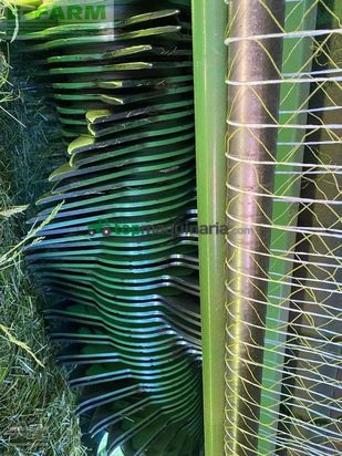 Empacadora gigant - Krone - comprima cv 150 xc