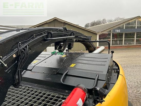 Cosechadora de Cereal - New Holland - fr 920