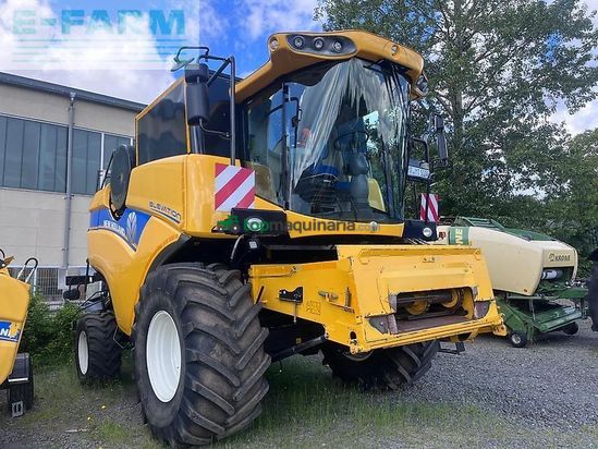 Cosechadora de Cereal - New Holland - cx 5090