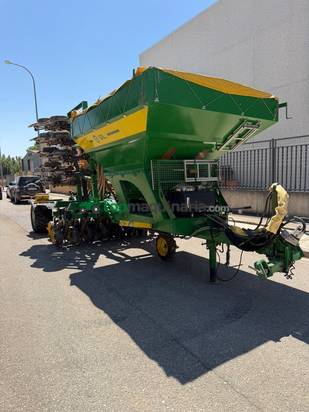 Sembradora directa discos  Gil  Modelo Airsem combinada 
