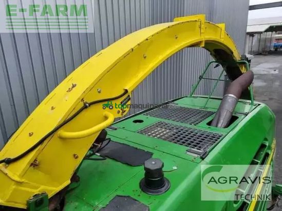 Cosechadora de Cereal - John Deere - 7400