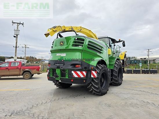 Cosechadora de Cereal - John Deere - 8400 mit kemper 460 plus