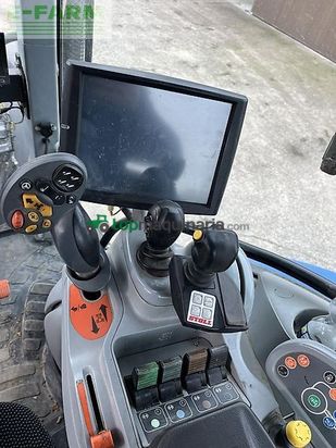 Tractor agrícola - New Holland - t7040 autocommand